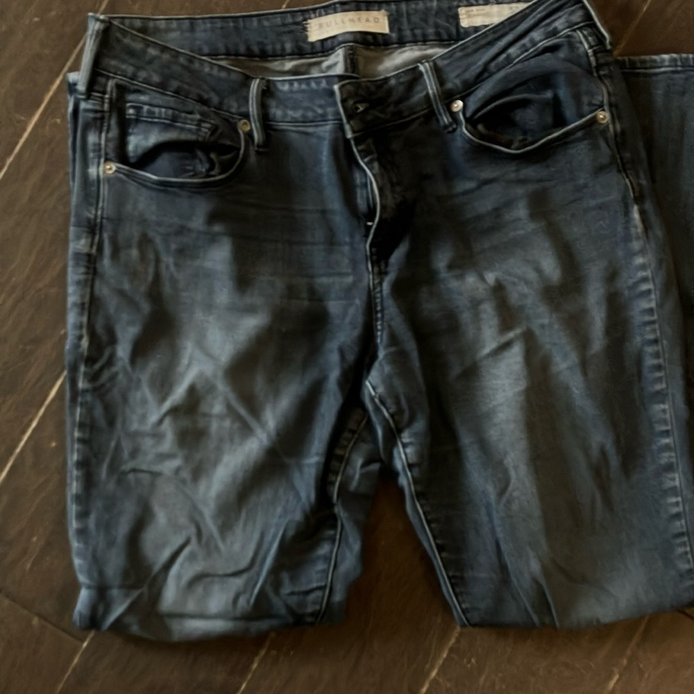 Skinny jeans